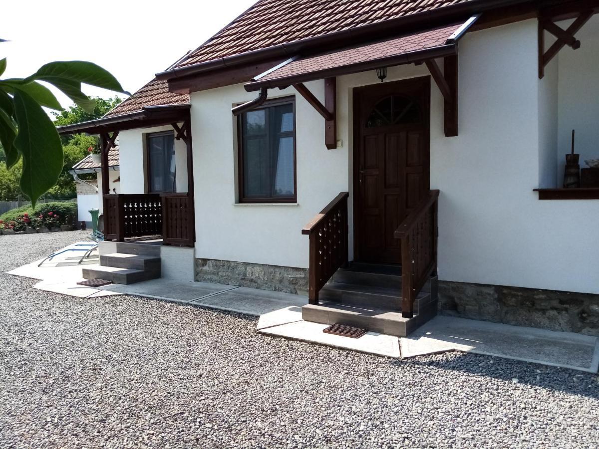 Kazsimer Vendeghaz Erdohorvati Exterior foto